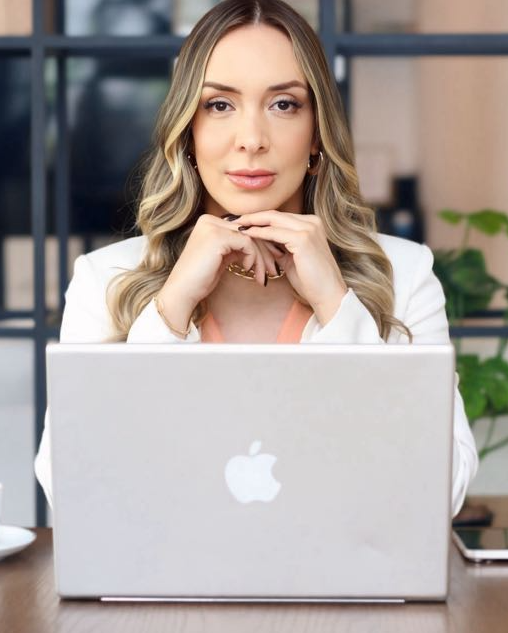 Dra. Priscila Abreu